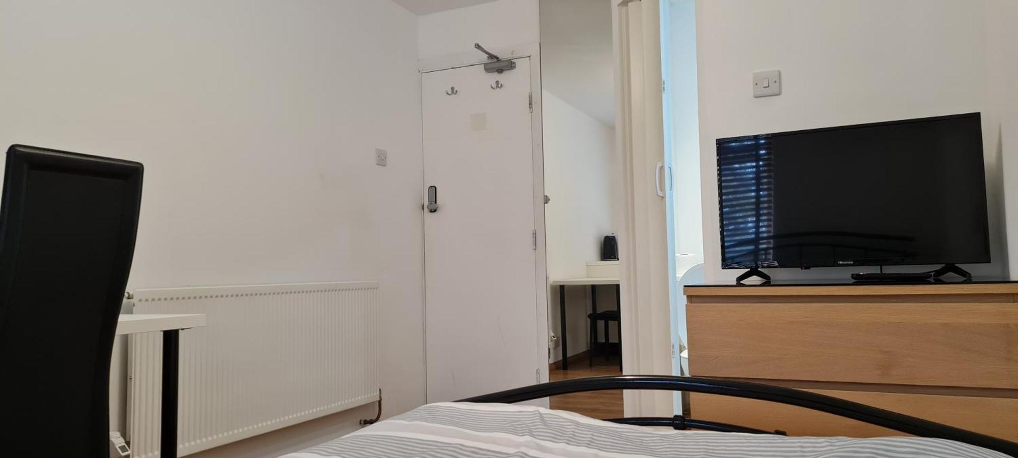 Luton, Lu3 Double Ensuite Room 卢顿 外观 照片