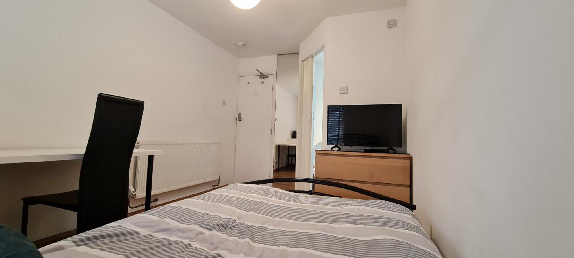 Luton, Lu3 Double Ensuite Room 卢顿 外观 照片